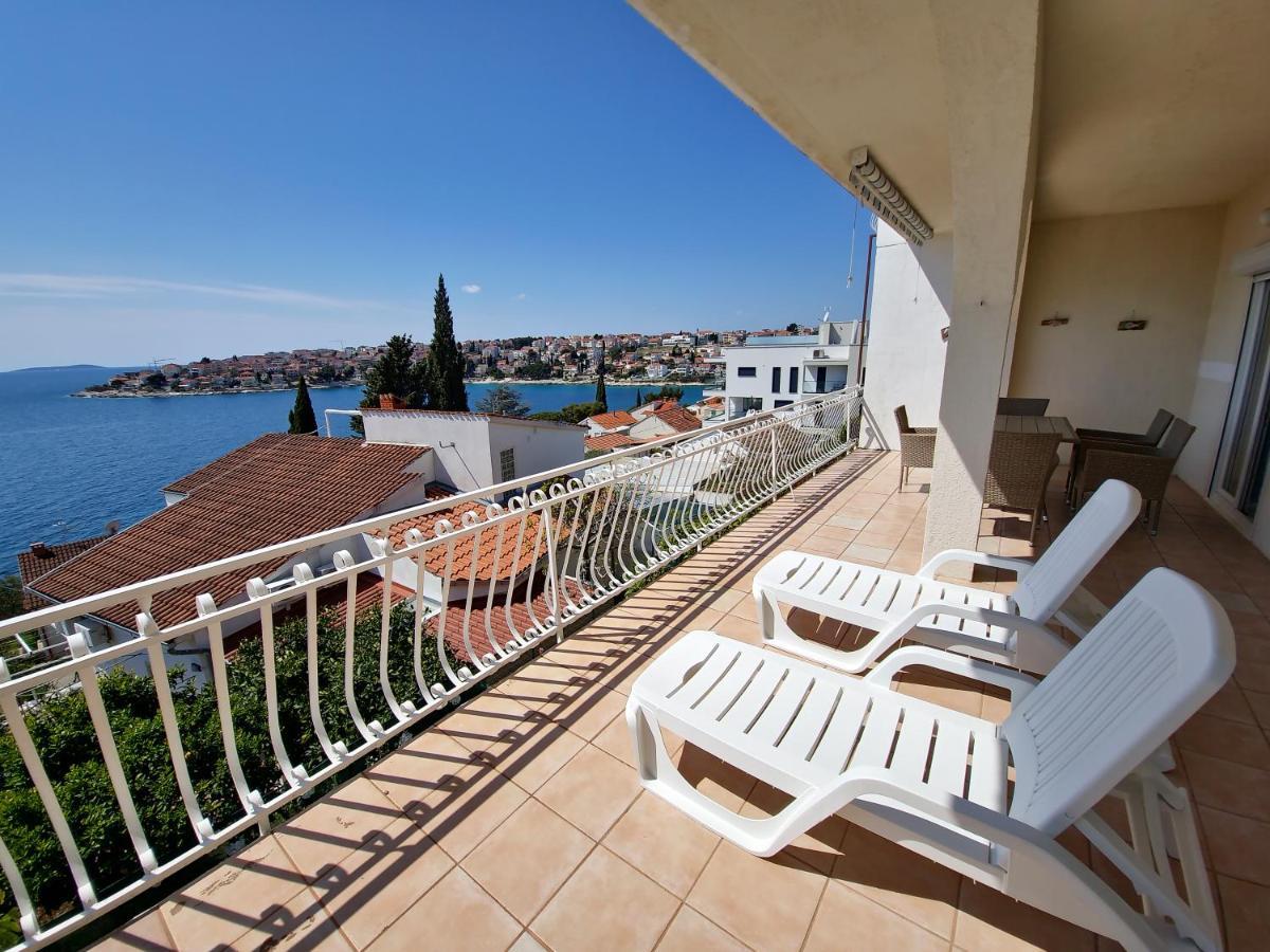 טרוגיר Apartments Cacija מראה חיצוני תמונה
